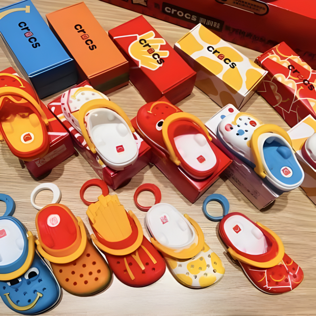 Adorable Miniature Crocs Shoe Keychains- The Cutest Accessories Ever! Random Design